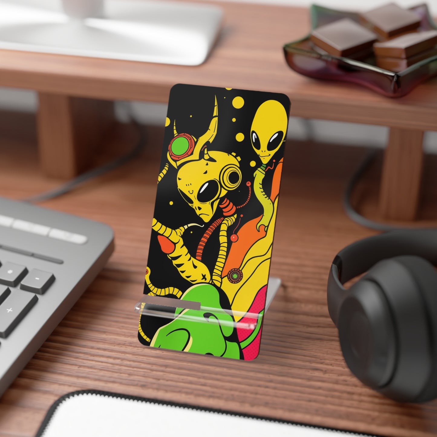 Tentacle Takeover • Smartphone Display Stand