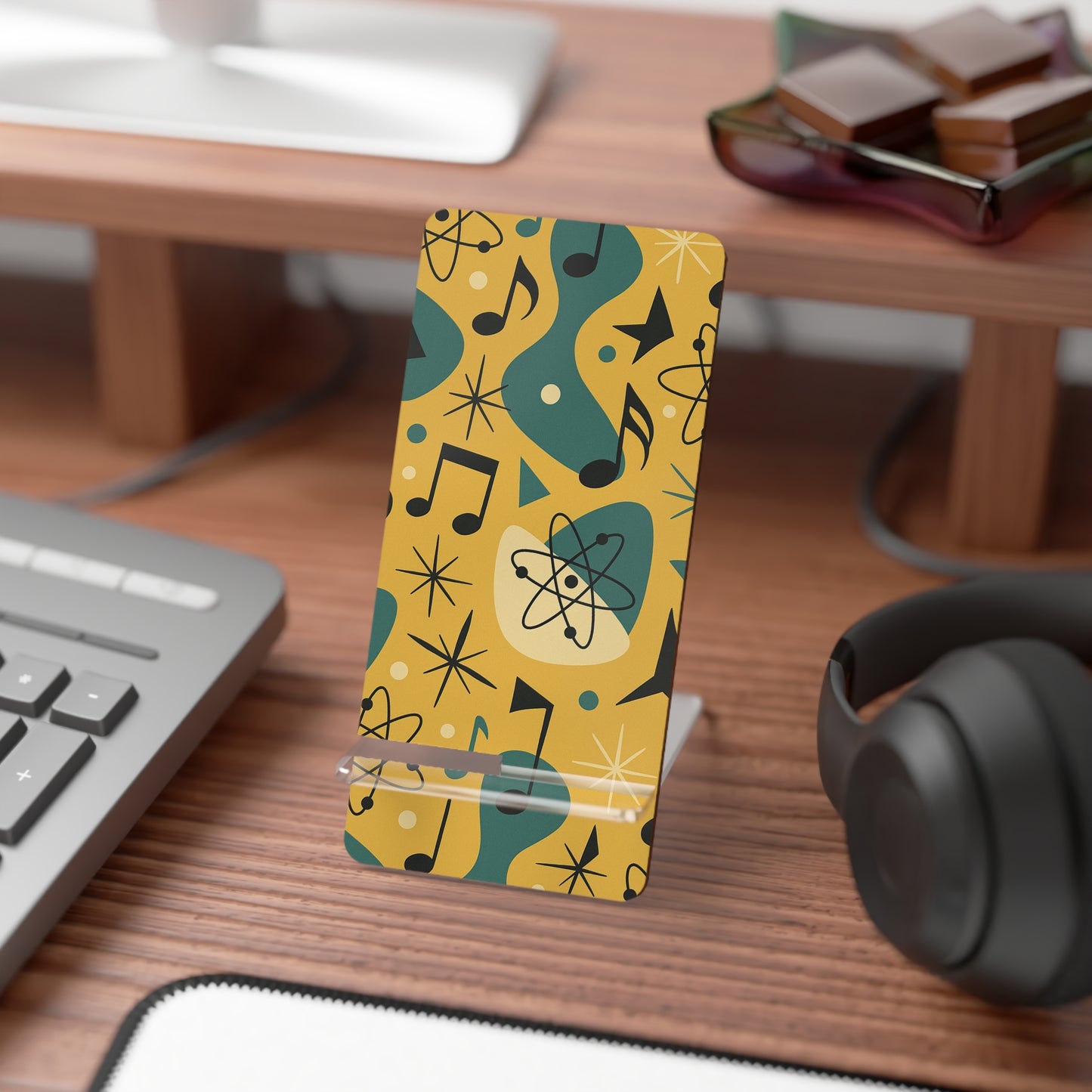 Atomic Picnic • Smartphone Display Stand