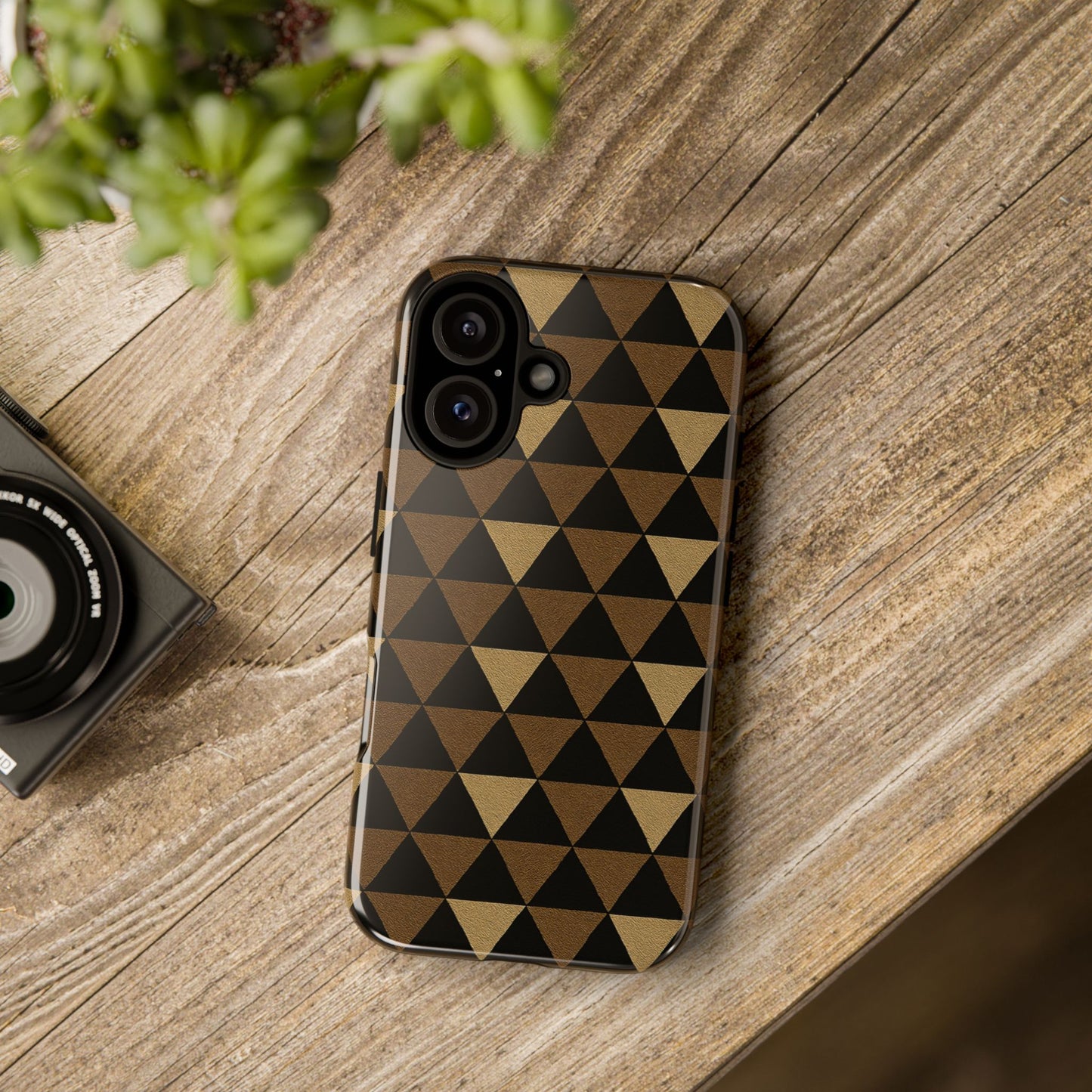 Triad Pulse • Apple iPhone 16 • MagSafe® Magnetic Tough Case