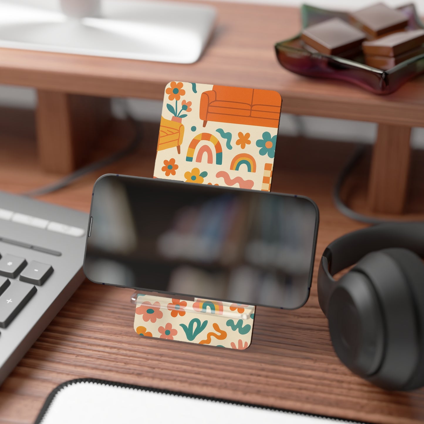 Dopamine Decor • Smartphone Display Stand