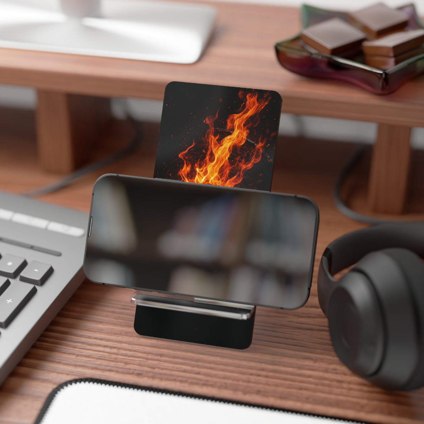 Vinyl Inferno • Smartphone Display Stand