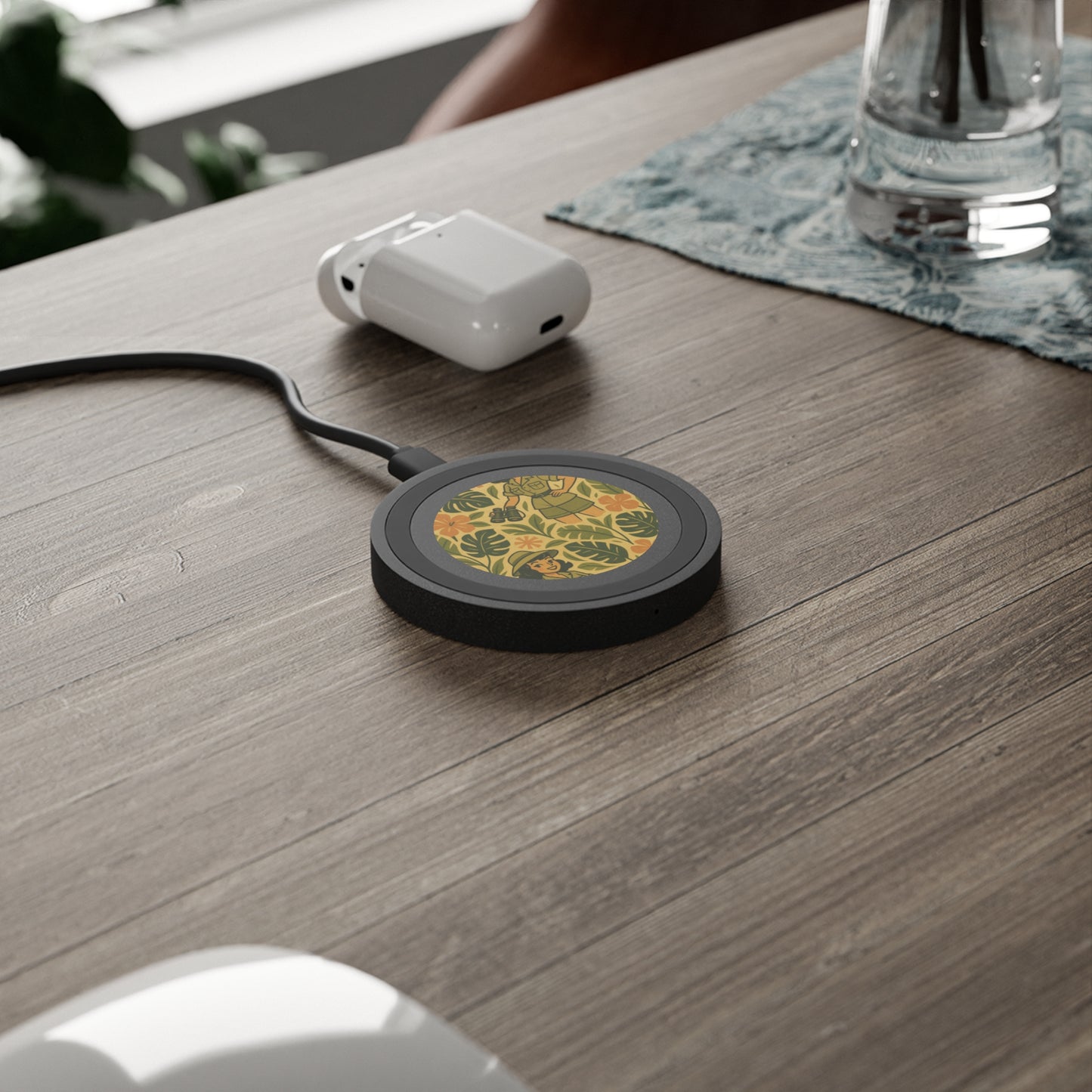 Urban Safari • Quake Smartphone Wireless Charger