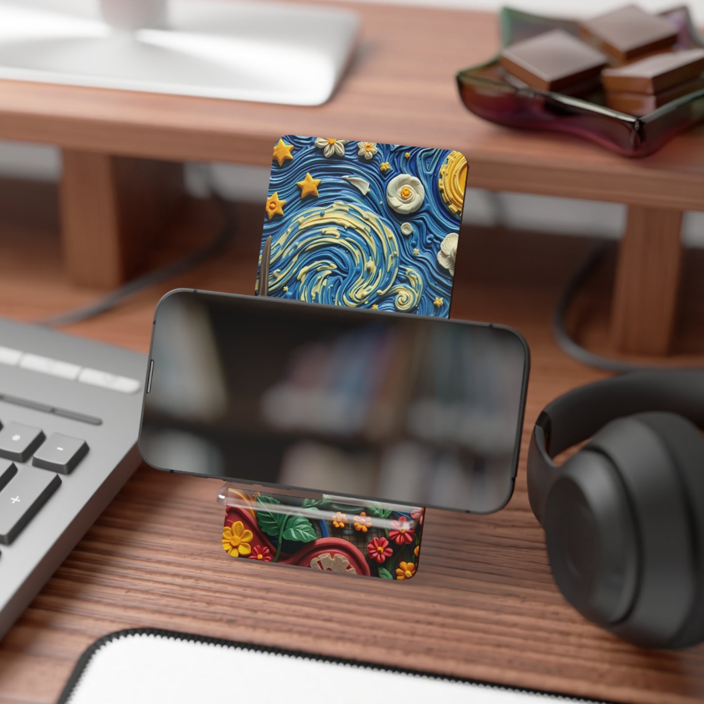 Pastel Paradise • Smartphone Display Stand
