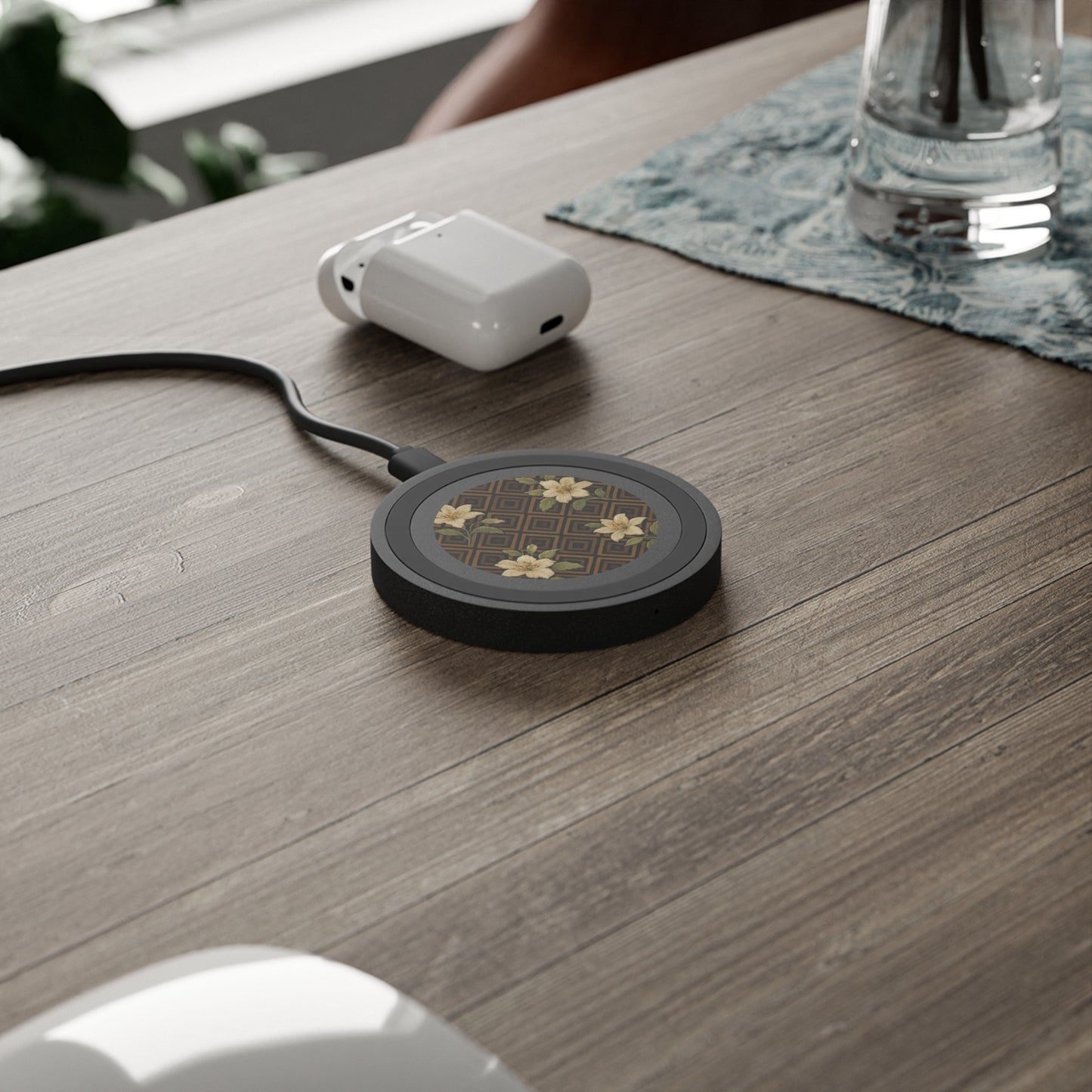 Velvet Bloom • Quake Smartphone Wireless Charger